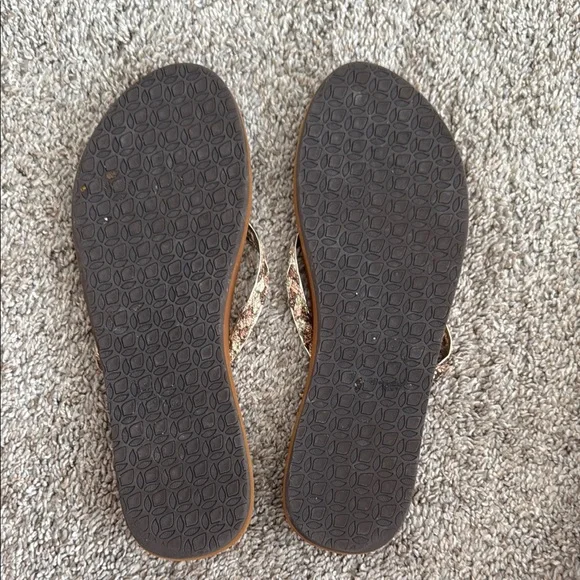 Brown and Gold Flip Flops - Picture 2 of 5